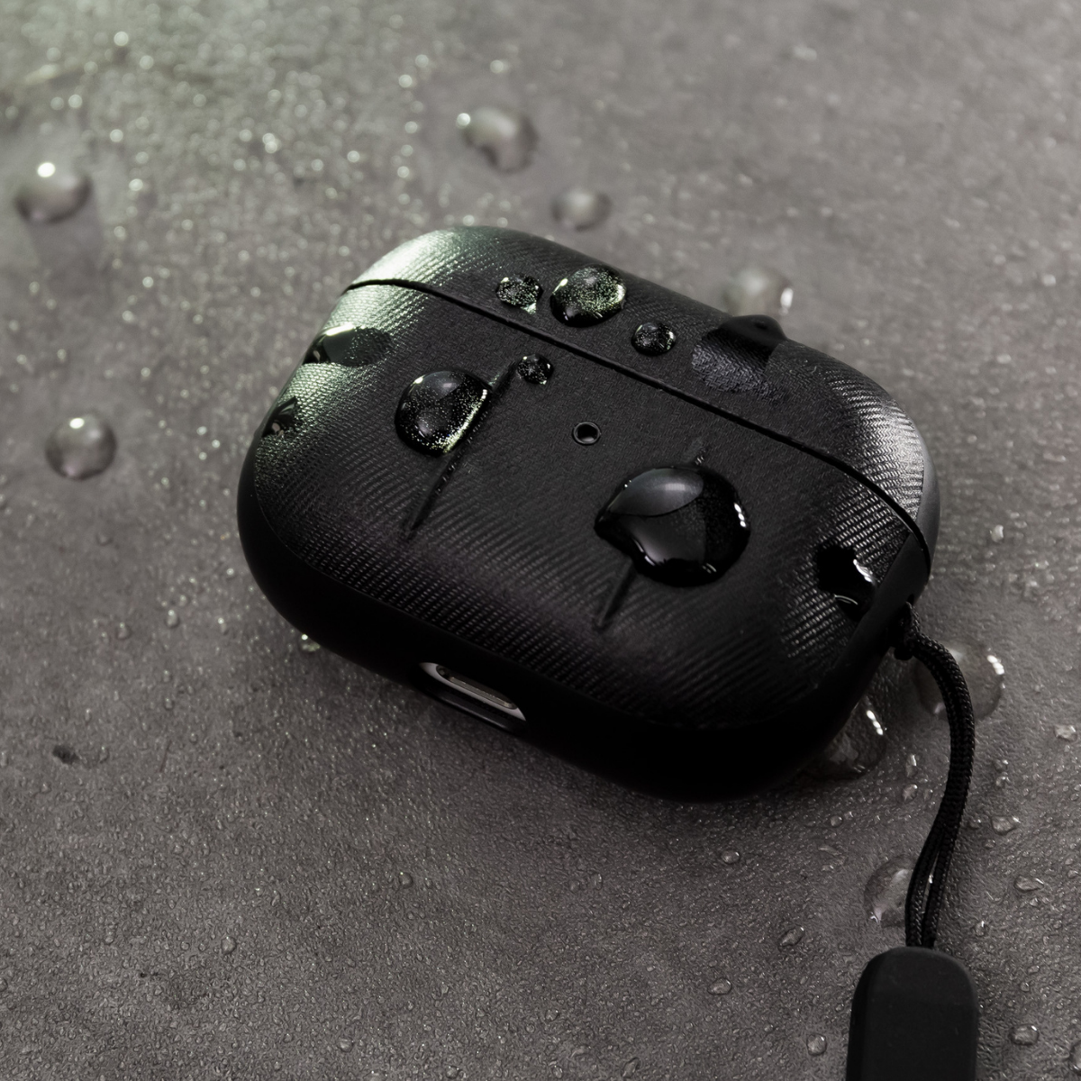 AirPodsProCase_Wet_Angled1200x1200_33aef9f3-489e-4961-a92d-46c88b0b465a