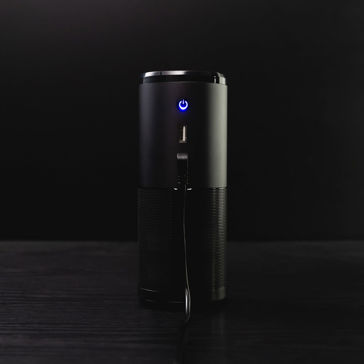 CleanLightAir_Product_Back_PluggedIn_BlackWood1200x1200_0b072b83-23f2-44b0-8ec3-9ab35ebd3c9a