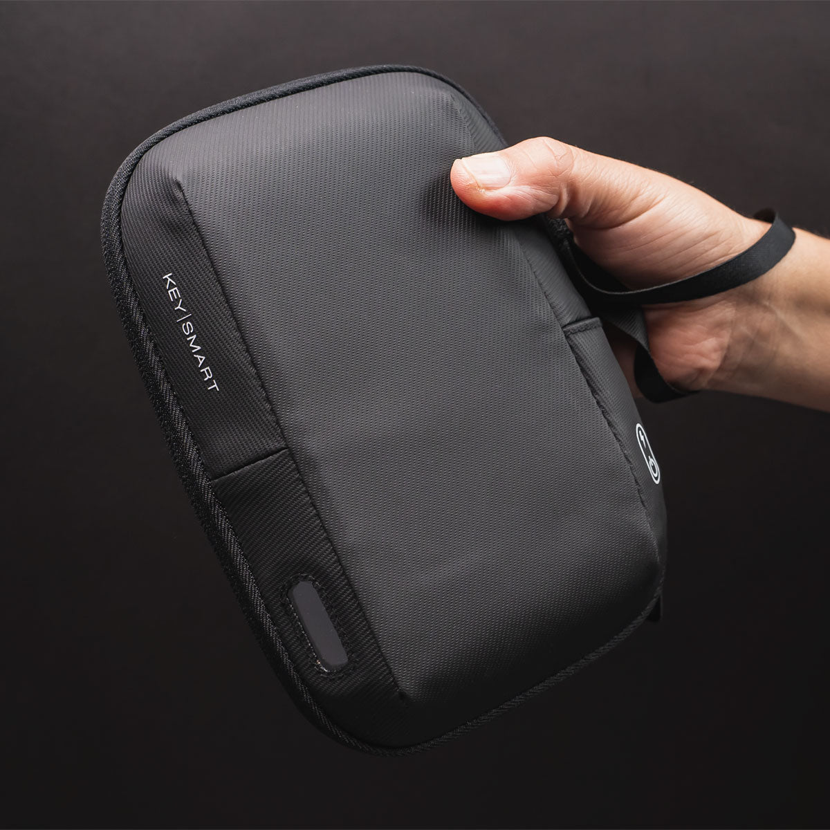 CleanTrayToGo_Lanyard2_1200x1200_c165c5be-939a-4a79-91a2-c51e41dfa472