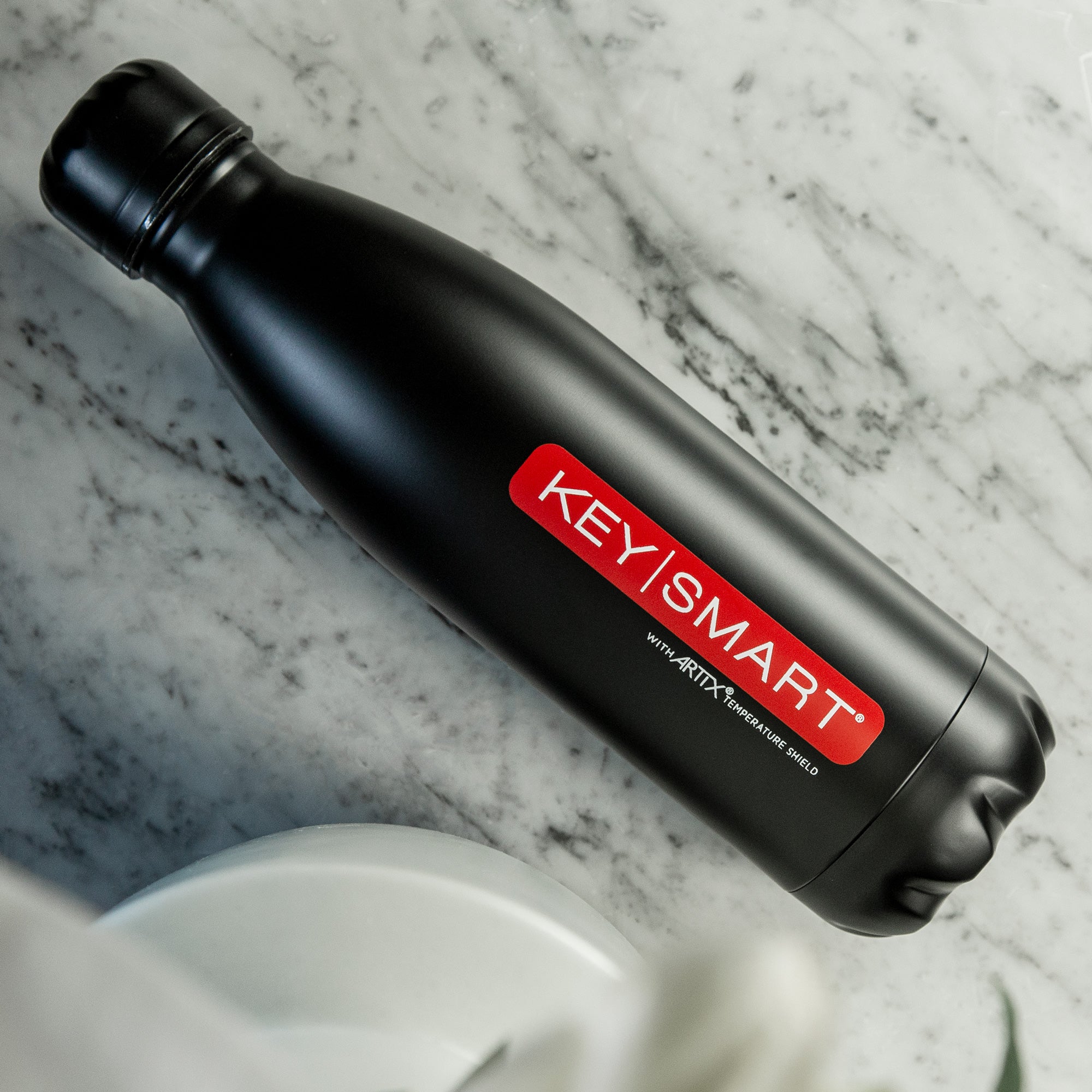 KeySmart_WaterBottle_Lifestyle_Marble_square